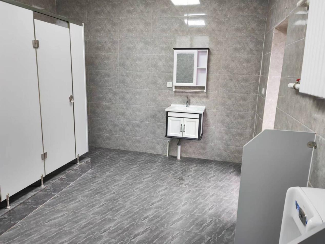 1689293569233896.png 640 (6).png