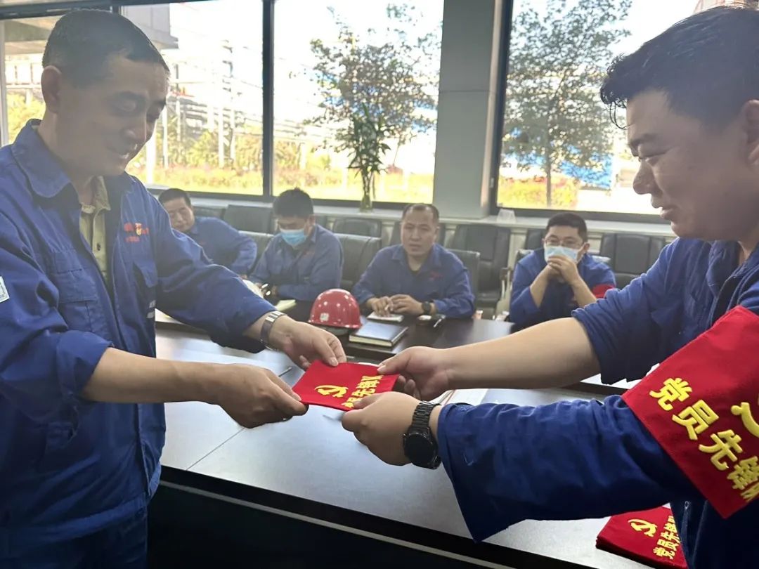 1694649952828291.jpg 640 (5).jpg