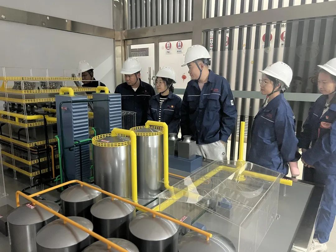 1696644593237818.jpg 640 (21).jpg