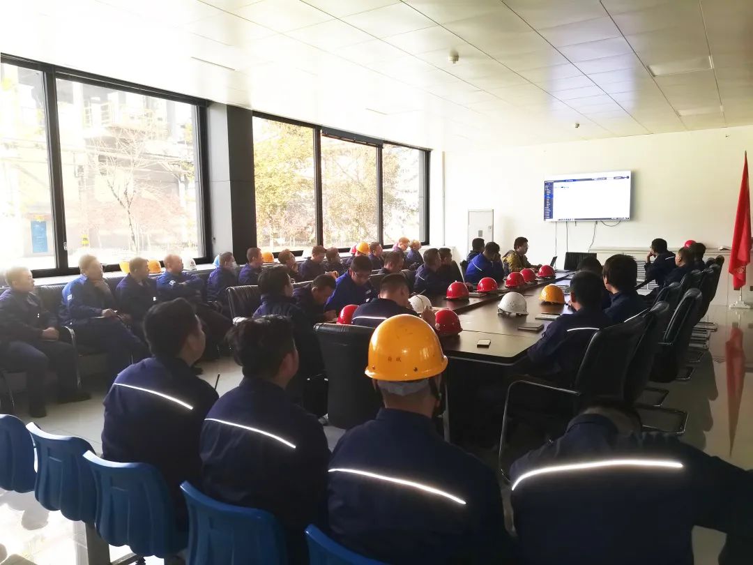 1698279618615852.jpg 640.jpg