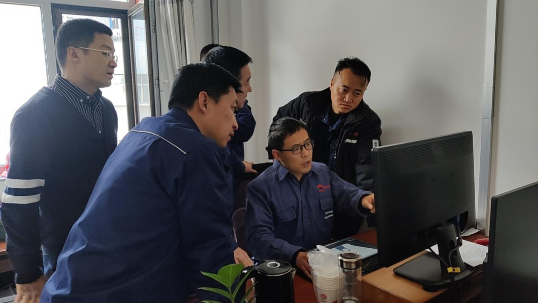 1701302878400884.png 640 (1).png