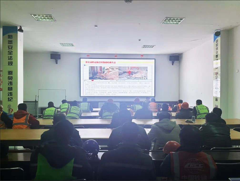 1702425210874018.jpg 640.jpg