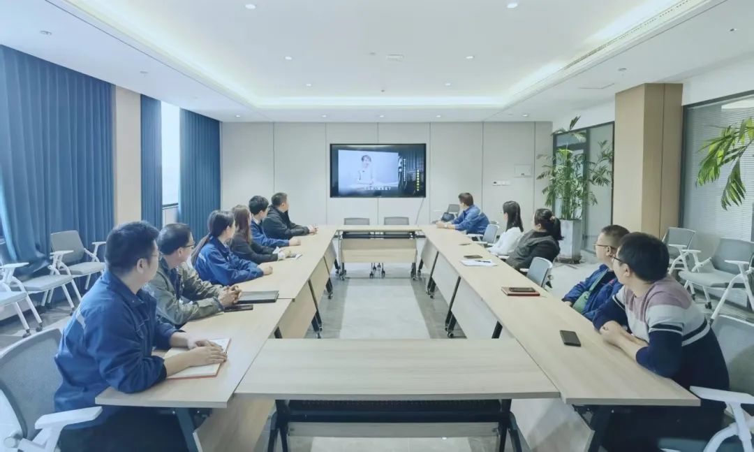 1740441891902118.jpg 640 (3).jpg