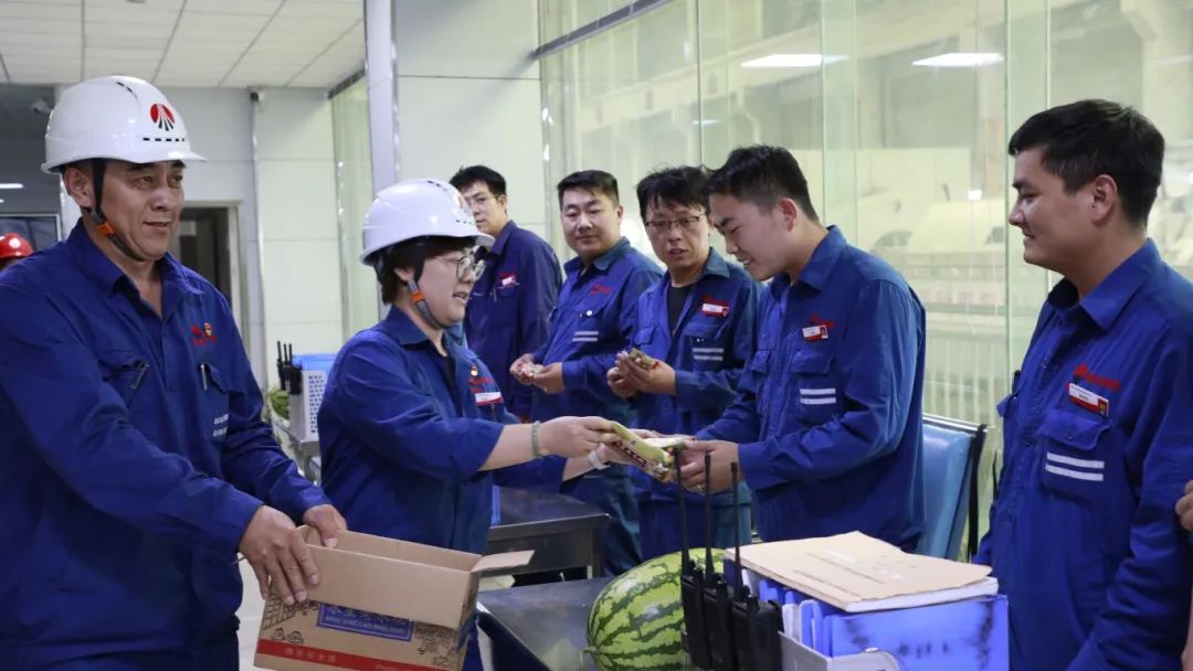 1752625326975444.jpg 2.4.jpg